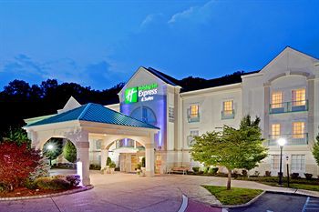Holiday Inn Express & Suites Mount Arlington Rockaway Area