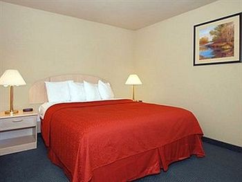 Quality Inn - Suites Hotel