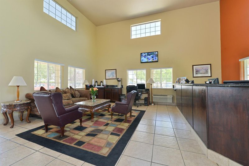 Quality Inn - Suites Hotel