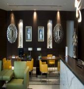 Ramada Chelsea Hotel