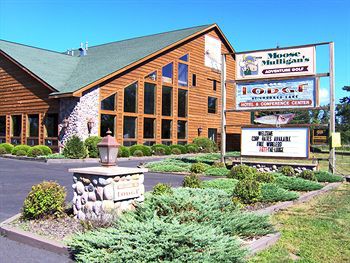 Lodge at Crooked Lake