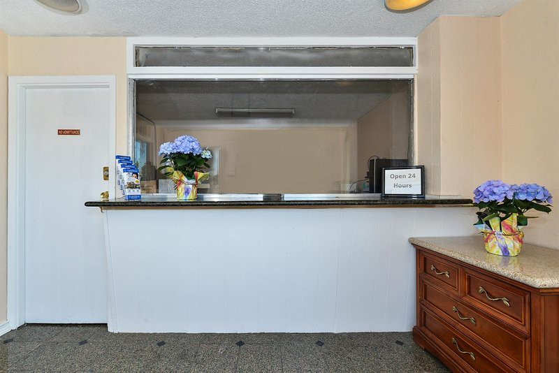 Americas Best Value Inn - Oakland / Lake Merritt