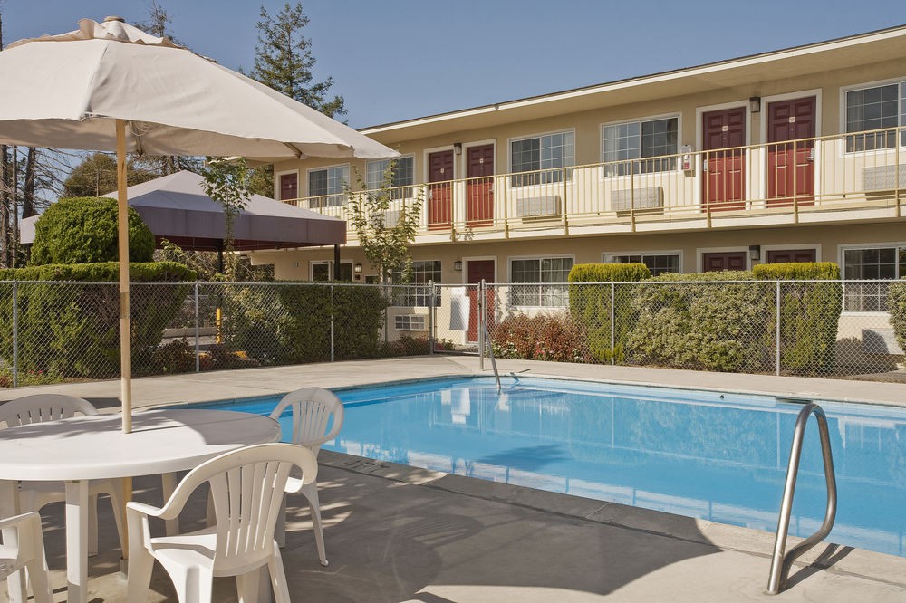 Americas Best Value Inn & Suites-Petaluma