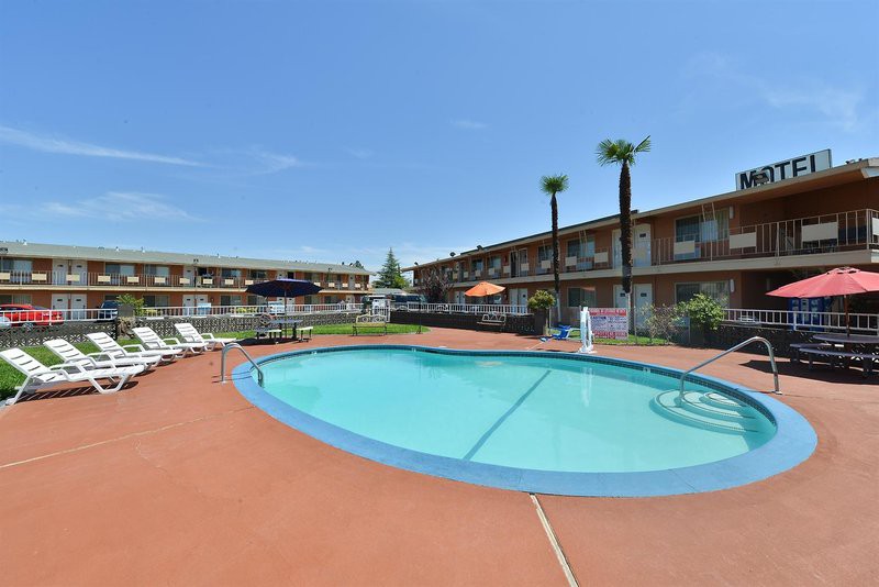 M Star Hotel Red Bluff