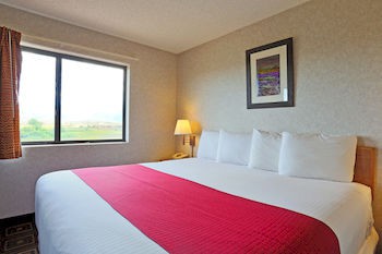 Red Sands Hotel