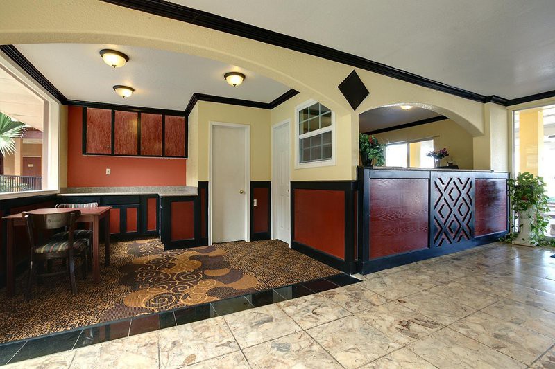Americas Best Value Inn - Arlington/Dallas
