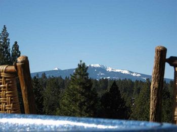 Crater Lake Inn & Retreat