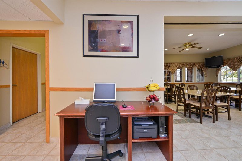 Americas Best Value Inn Geneseo