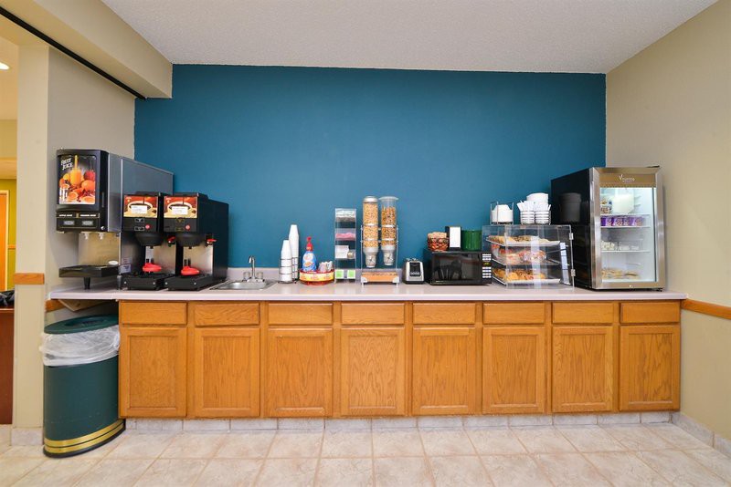 Americas Best Value Inn Geneseo