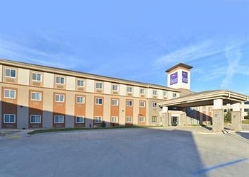 Sleep Inn & Suites Bismarck I-94