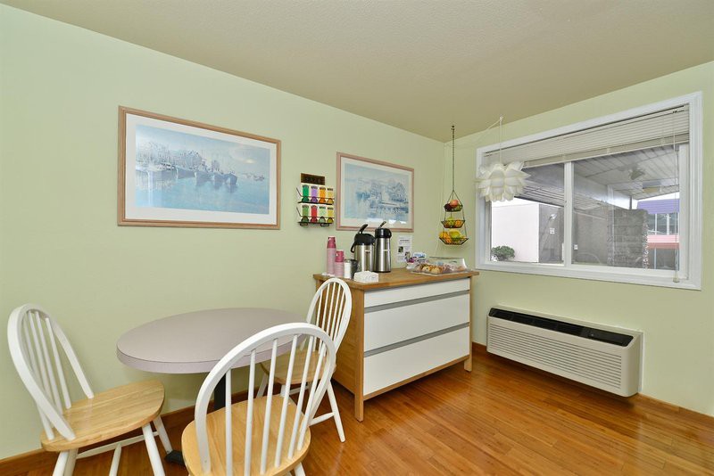 Americas Best Value Inn And Suites Newport