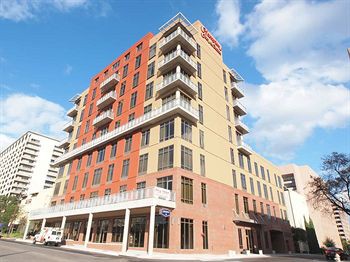 Hampton Inn & Suites Austin at The University/Capitol