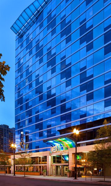 Aloft Chicago City Center