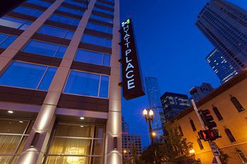 Hyatt Place Chicago/River North