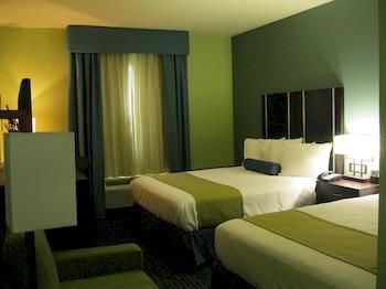 Best Western Plus Carrizo Springs Inn & Suites