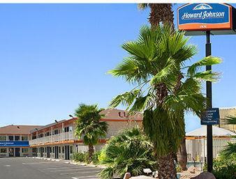 Howard Johnson on East Tropicana, Las Vegas Near The Strip