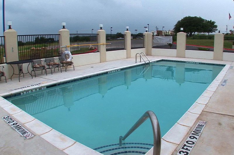 Motel 6 Marble Falls