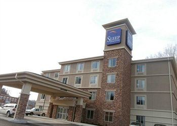 Sleep Inn & Suites