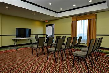 Holiday Inn Express Hotel & Suites Alva