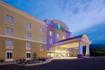 Holiday Inn Express & Suites Caryville