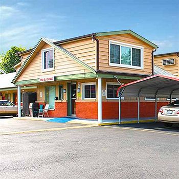 Campbells Motel Scottsburg