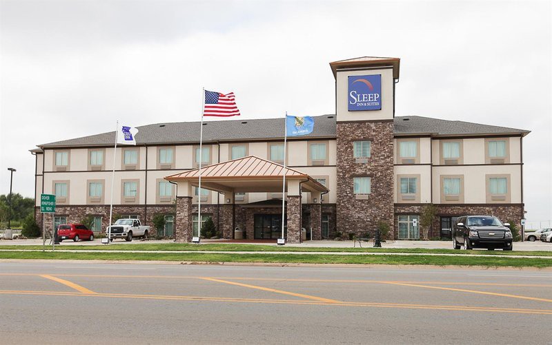 Sleep Inn & Suites Hennessey