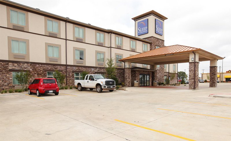 Sleep Inn & Suites Hennessey
