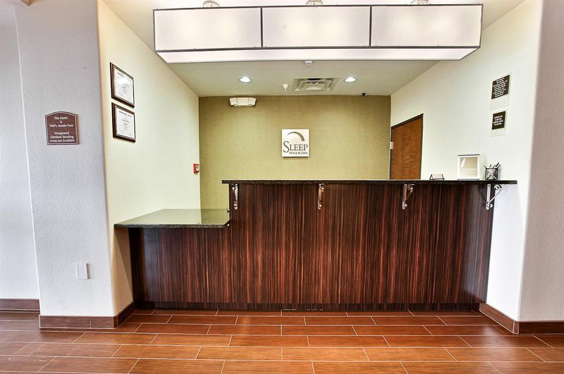 Sleep Inn & Suites Hennessey