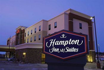 Hampton Inn & Suites Bismarck Northwest