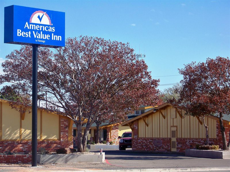 Americas Best Value Inn Medical Center / Lubbock