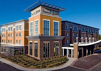 DoubleTree by Hilton West Fargo