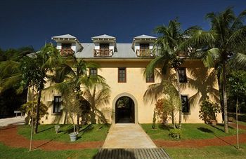 Mahogany Hall Boutique Resort