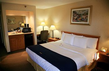 New Victorian Inn & Suites