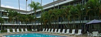Lantern Inn & Suites