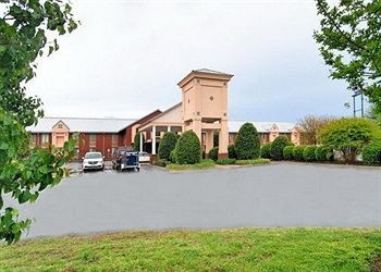 Comfort Inn Petersburg - Fort Lee