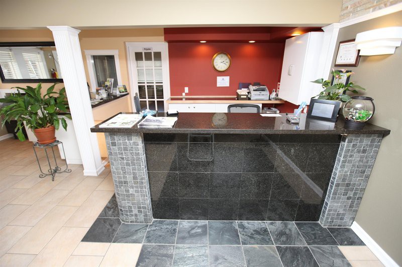 Canadas Best Value Inn