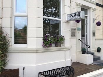 Taunton Guest House