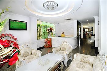The White Luxury Hotel