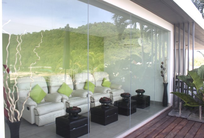 Absolute Twin Sands Resort & Spa