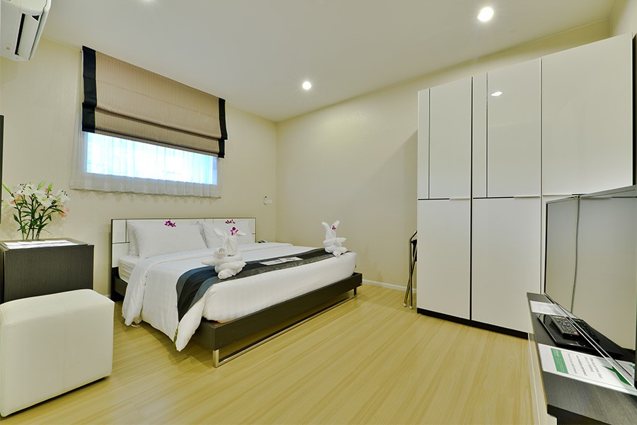 iCheck inn Skyy Residence