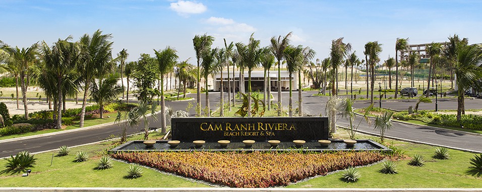Cam Ranh Riviera Beach Resort & Spa