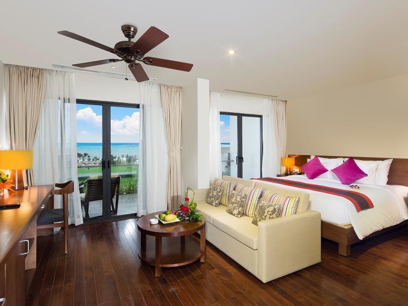 Cam Ranh Riviera Beach Resort & Spa