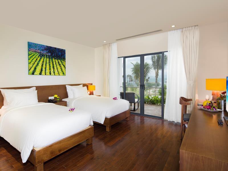 Cam Ranh Riviera Beach Resort & Spa