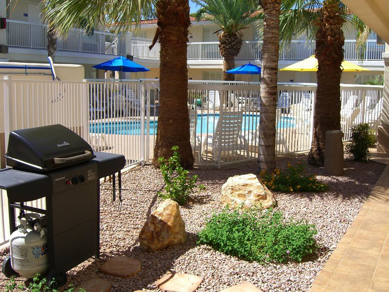 Red Lion Inn & Suites Phoenix-Tempe