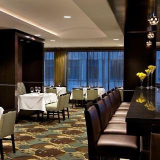 Hilton Garden Inn Toronto Downtown