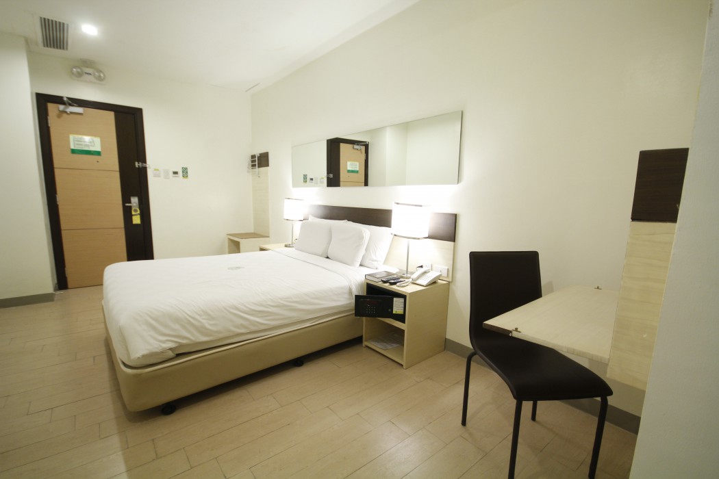 Go Hotels Otis-Manila