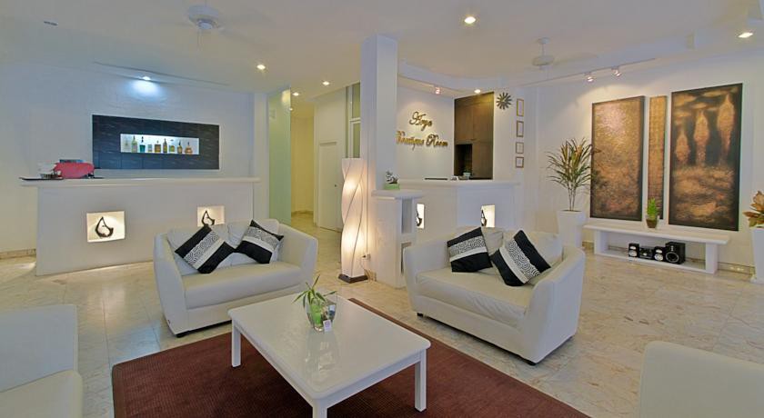 Arya Boutique Room