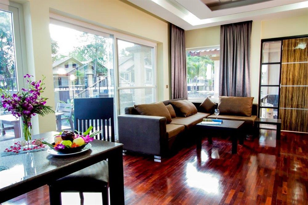 Royal Beach Boutique Resort & Spa