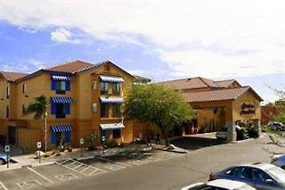 Hampton Inn & Suites Tucson-Mall