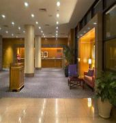 DoubleTree by Hilton Hotel Tulsa - Warren Place